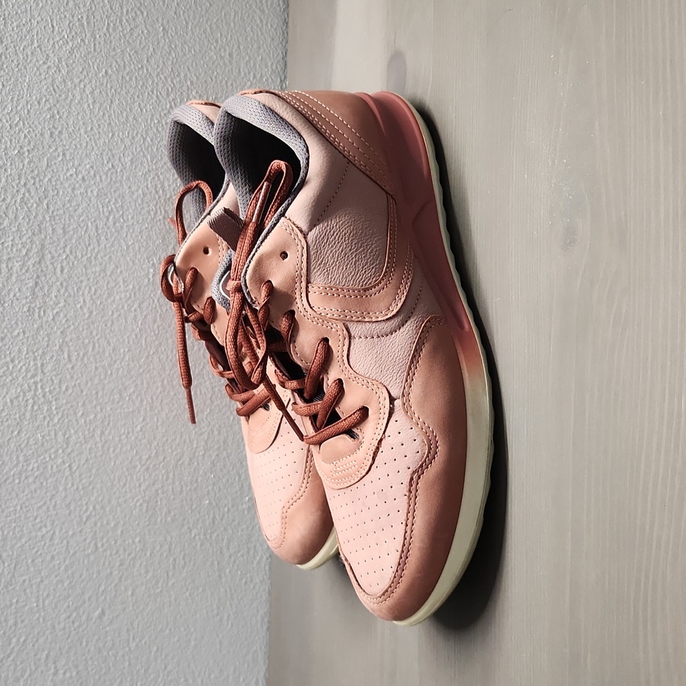 Ecco Leather Sneakers